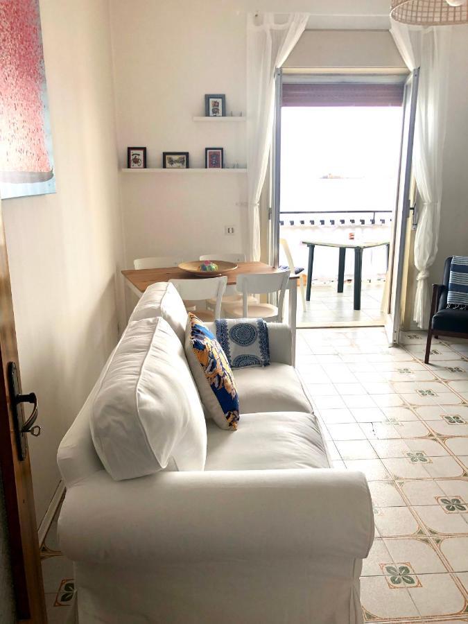 Vacanzenaxos - Casa Frontemare Daire Giardini Naxos Dış mekan fotoğraf