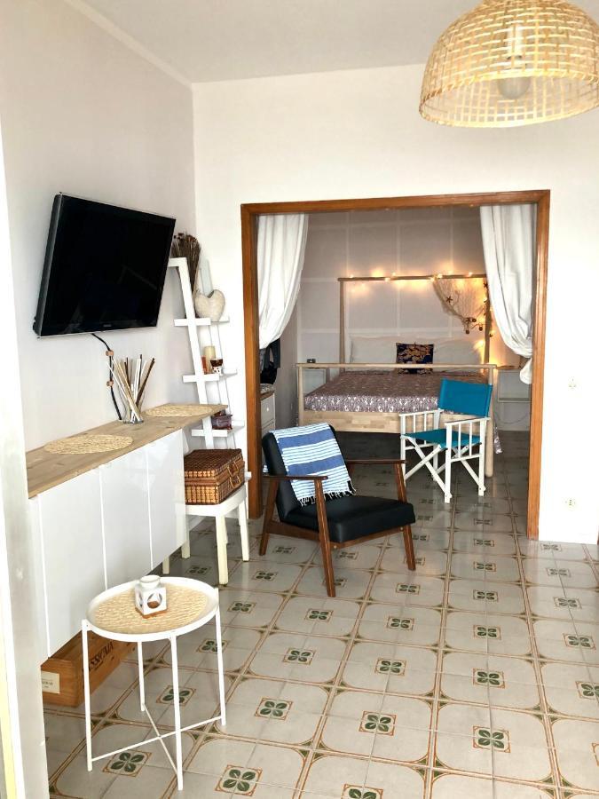 Vacanzenaxos - Casa Frontemare Daire Giardini Naxos Dış mekan fotoğraf