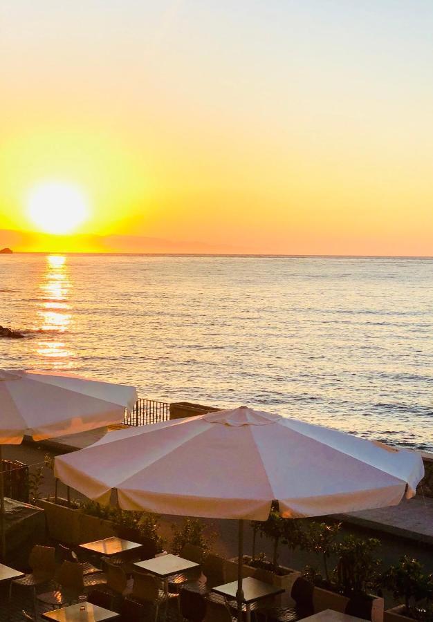 Vacanzenaxos - Casa Frontemare Daire Giardini Naxos Dış mekan fotoğraf