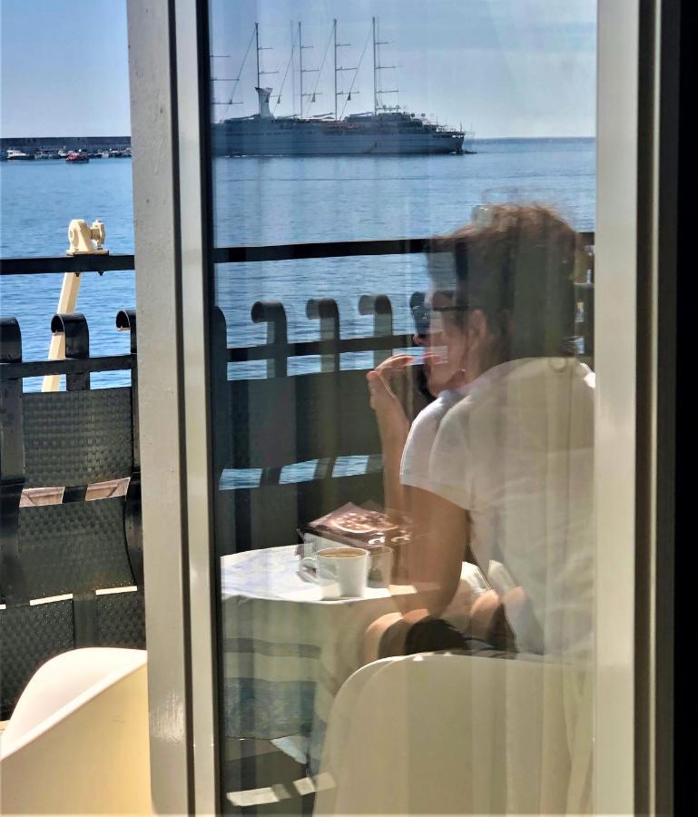 Vacanzenaxos - Casa Frontemare Daire Giardini Naxos Dış mekan fotoğraf